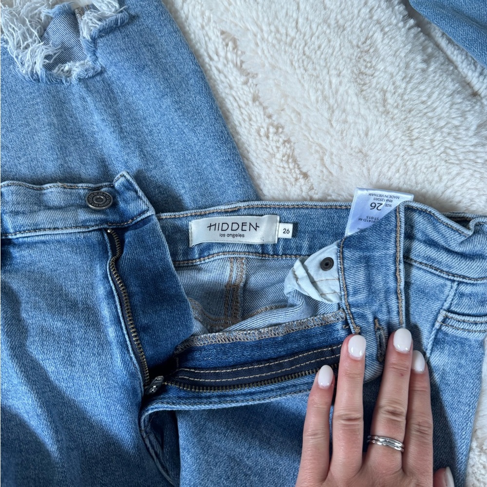 Hidden Women's High Rise Blue Jeans